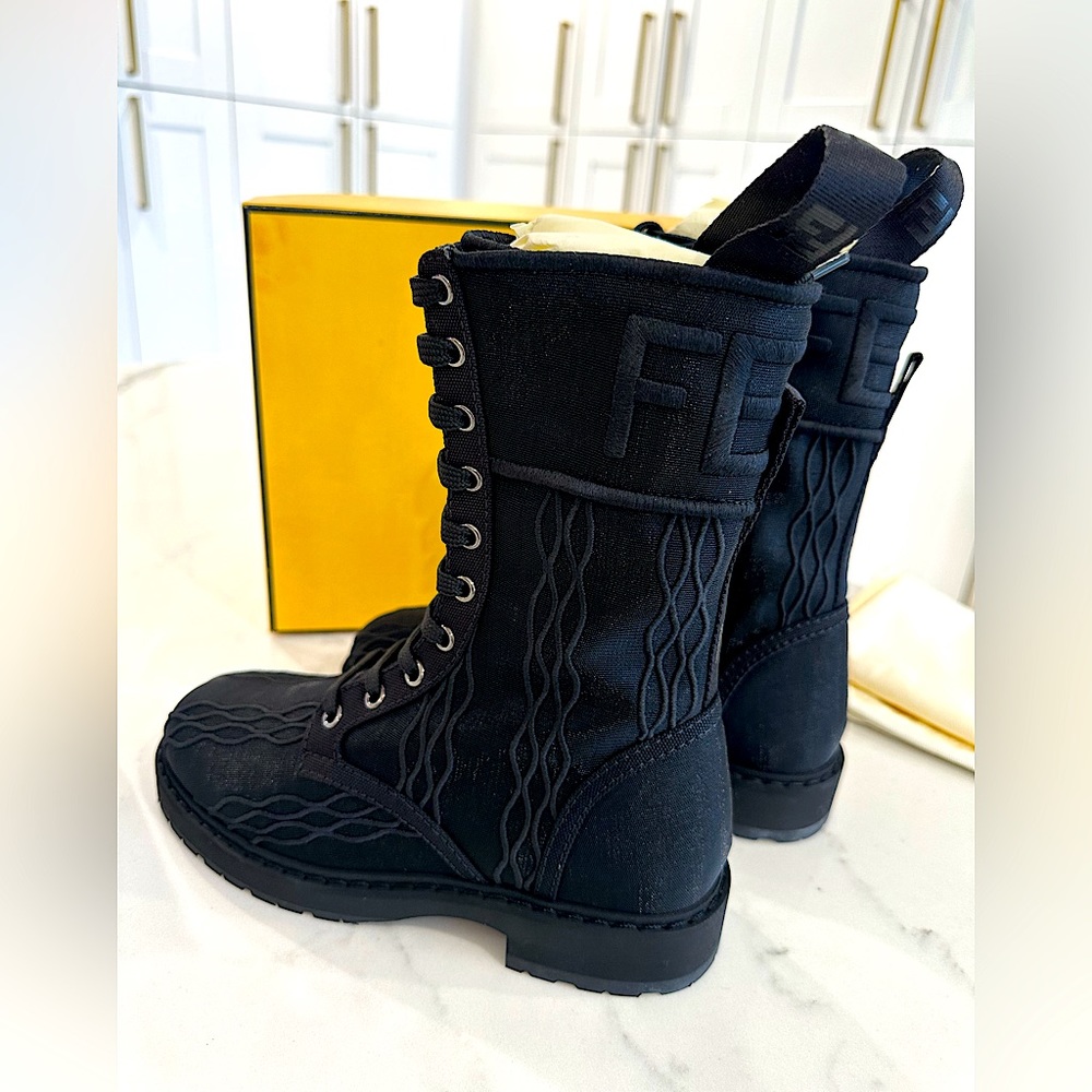 Fendi Boots - Picture 4 of 9